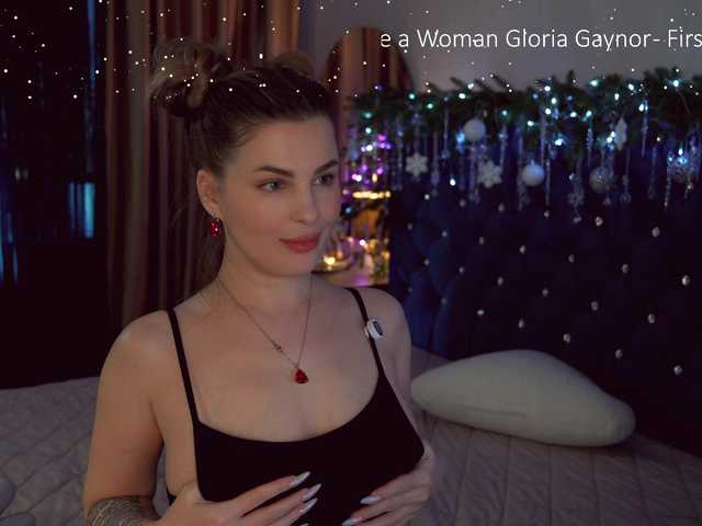 -queen-maria- live sex show