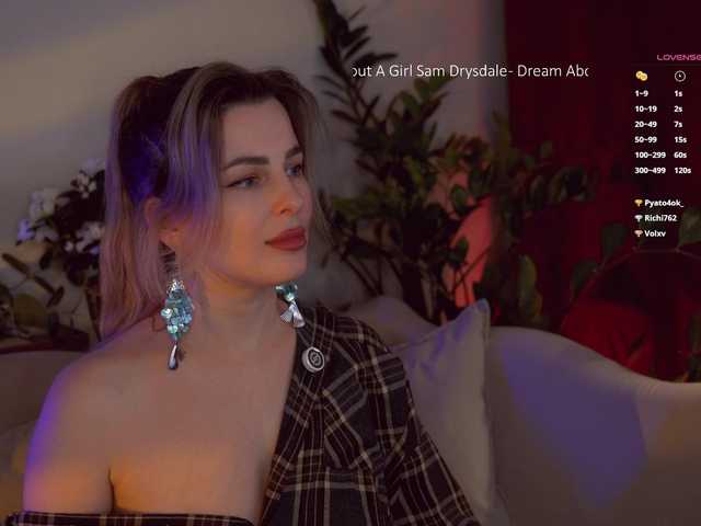 -Queen-Maria-'s BongaCams show and profile