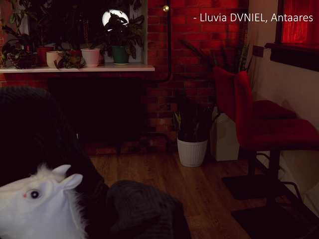 -Queen-Maria-'s BongaCams show and profile