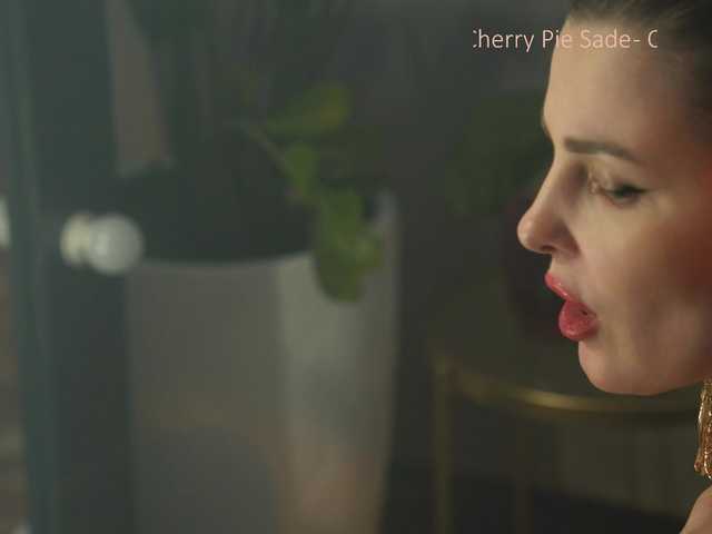 -Queen-Maria- from BongaCams is Freechat