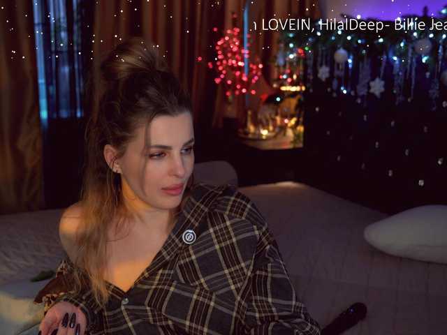 -queen-maria- cam belle