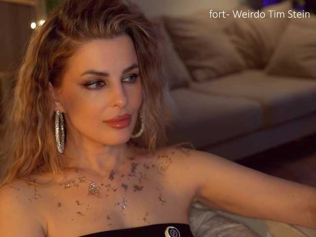 -Queen-Maria-'s BongaCams show and profile