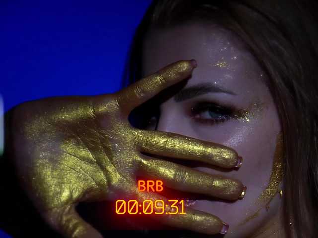  -Queen-Maria- chat room