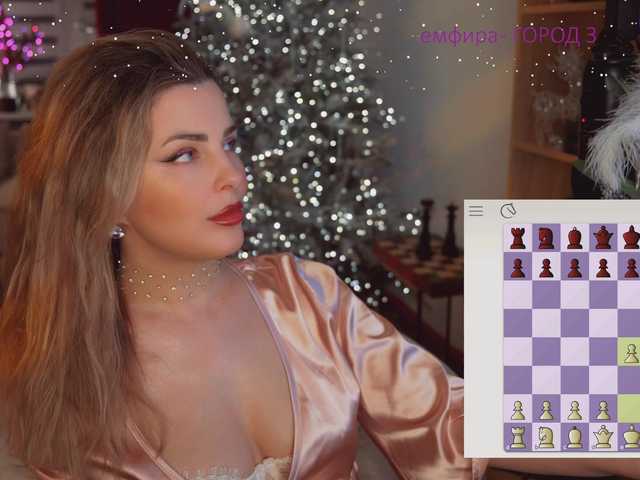 -Queen-Maria-'s BongaCams show and profile