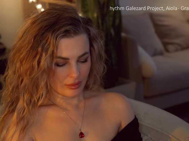 -Queen-Maria-'s BongaCams show and profile