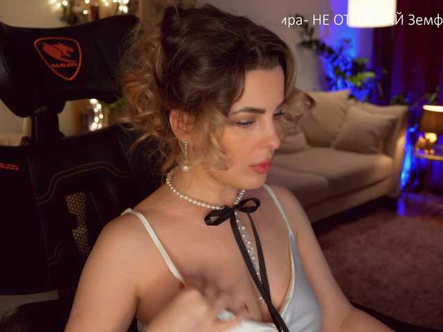 -Queen-Maria-'s BongaCams show and profile