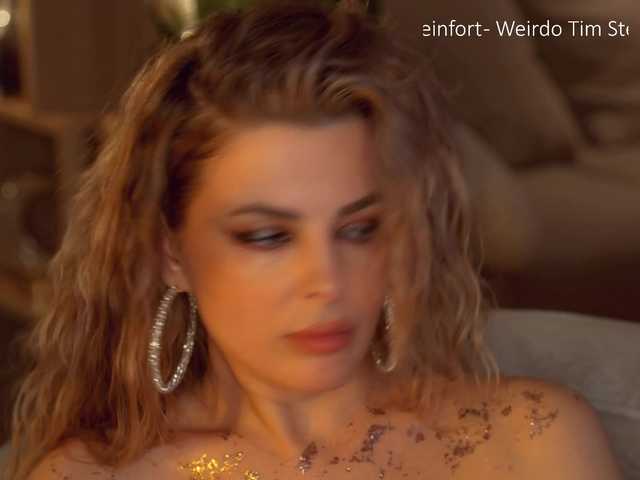 -queen-maria- live sex show