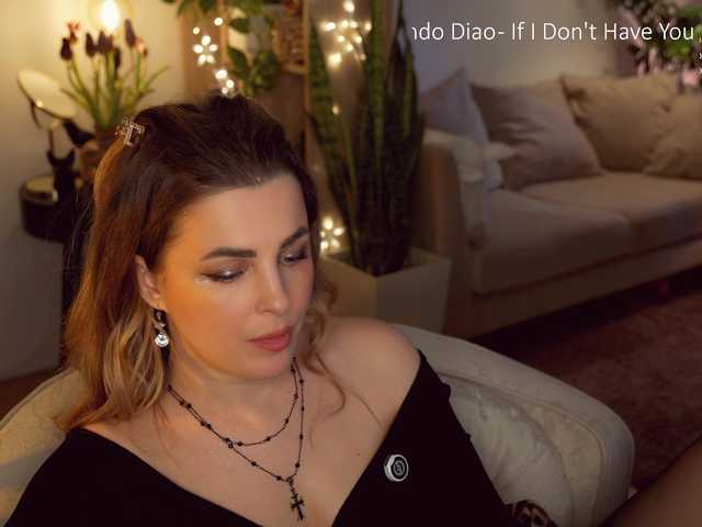 -Queen-Maria-'s BongaCams show and profile