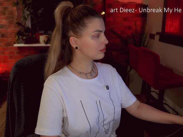 -Queen-Maria-'s BongaCams show and profile