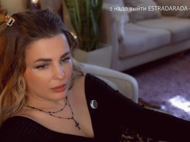 -Queen-Maria-'s BongaCams show and profile