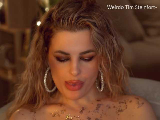 -queen-maria- live sex show