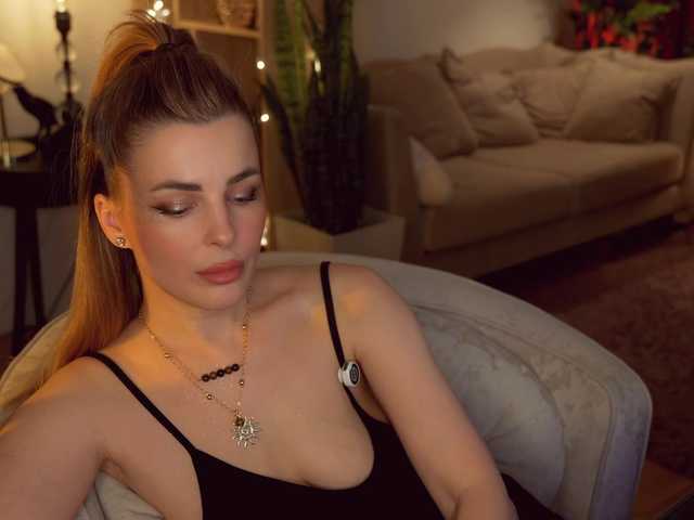 видео -Queen-Maria-