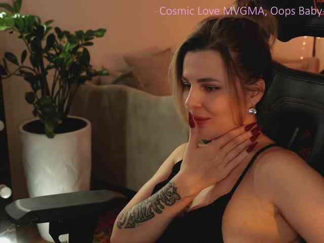 _Lady_M_ webcam