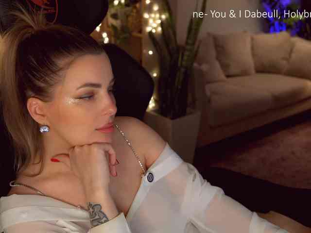 -Queen-Maria- Live Webcam on BongaCams