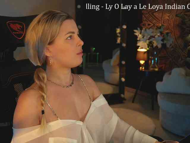 _Lady_M_ webcam