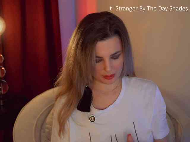 -Queen-Maria- -Queen-Maria-