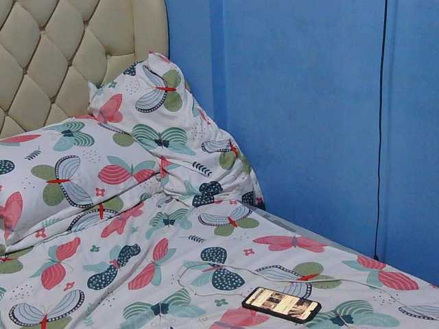 hOtGranny4u's BongaCams show and profile