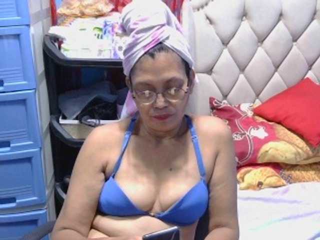 hOtGranny4u from BongaCams is Freechat