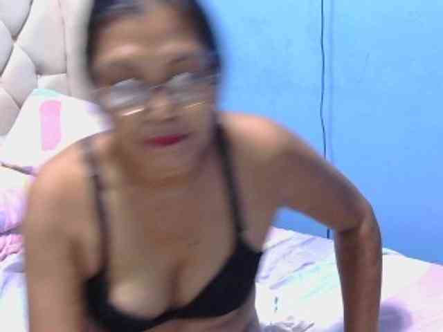 hOtGranny4u webcam
