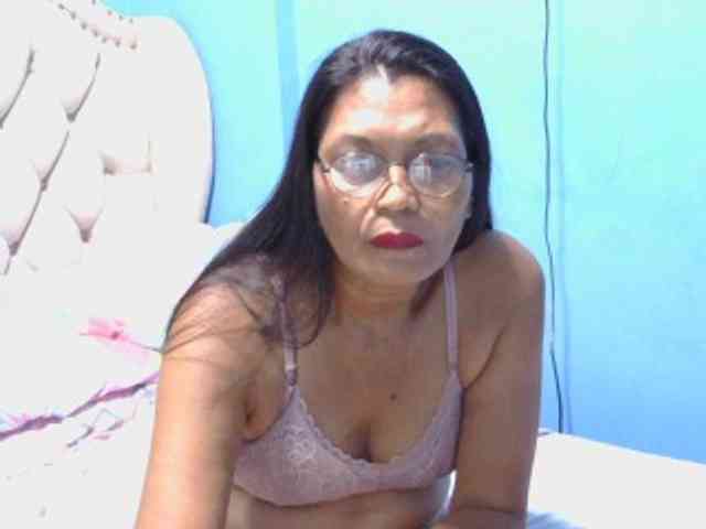 hOtGranny4u webcam