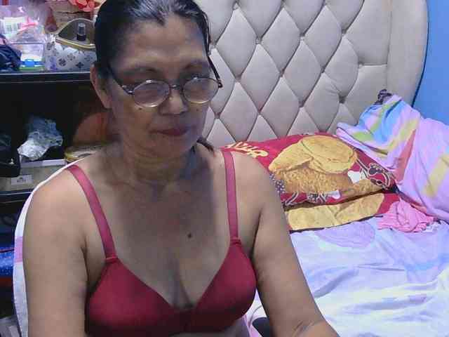 hOtGranny4u hOtGranny4u