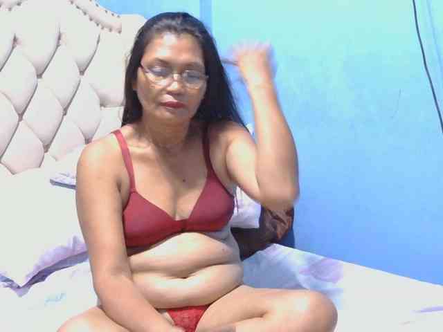 hOtGranny4u webcam