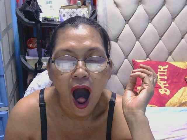 hOtGranny4u webcam