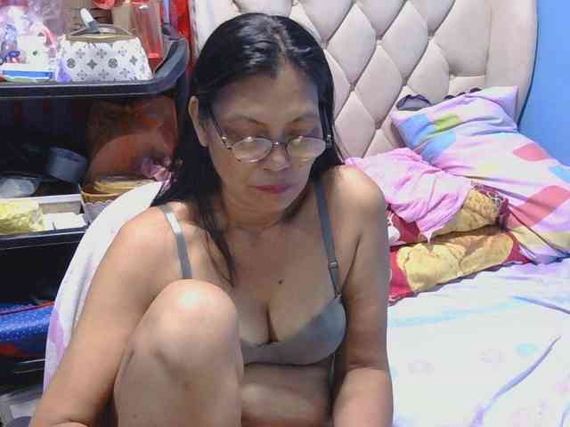 hOtGranny4u hOtGranny4u