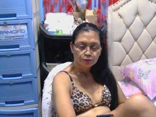hOtGranny4u webcam