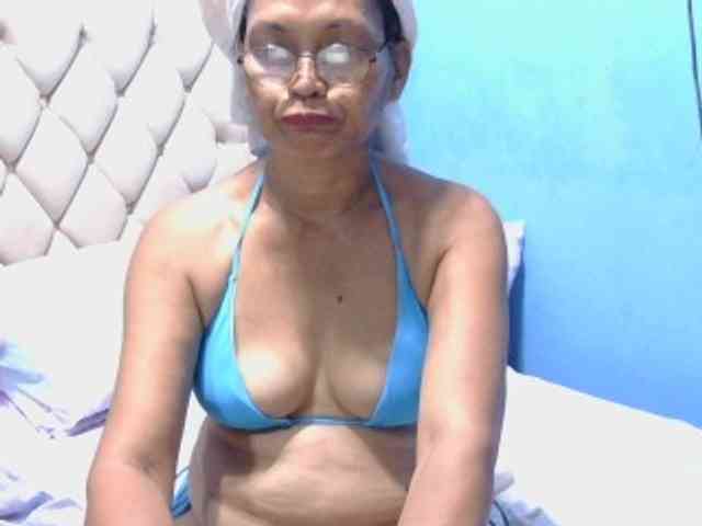 hOtGranny4u webcam