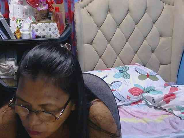 hOtGranny4u webcam