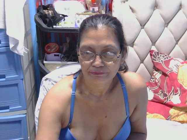 hOtGranny4u webcam