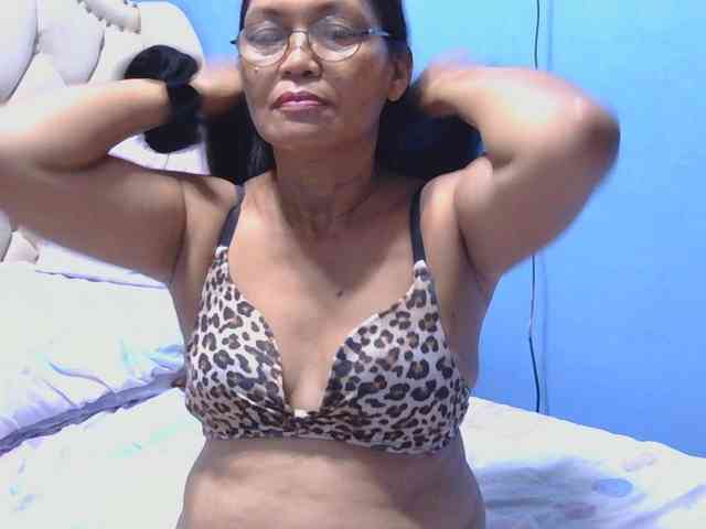 hOtGranny4u webcam