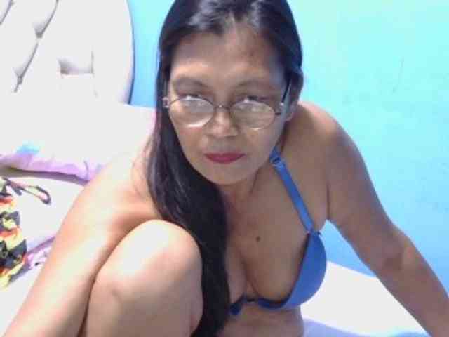 hOtGranny4u webcam