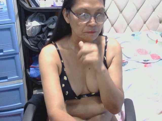 hOtGranny4u hOtGranny4u