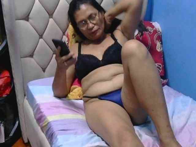 hOtGranny4u webcam