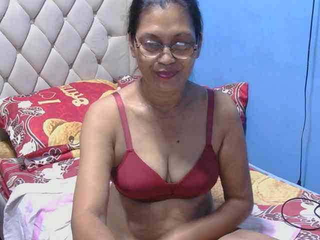 hOtGranny4u webcam