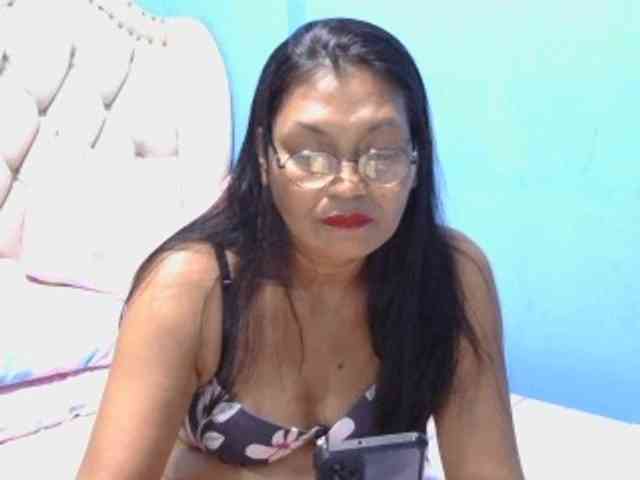 hOtGranny4u webcam