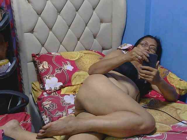 hOtGranny4u hOtGranny4u