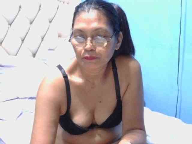 hOtGranny4u