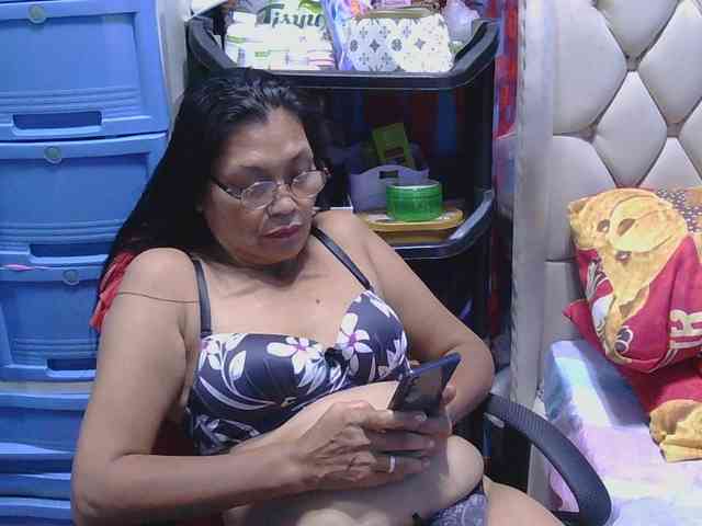 hOtGranny4u