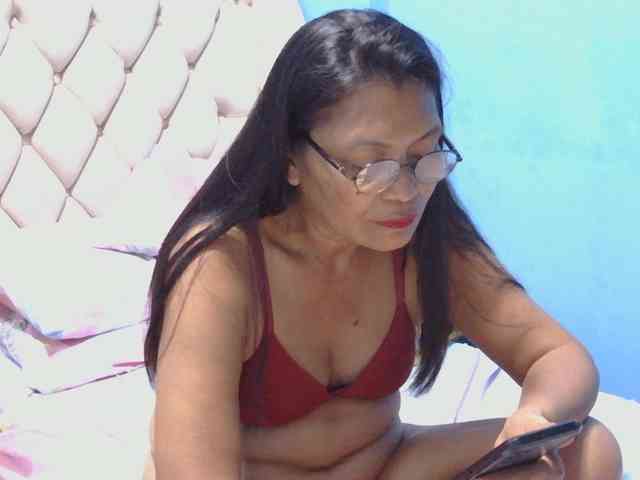 hOtGranny4u webcam