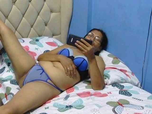 hOtGranny4u hOtGranny4u