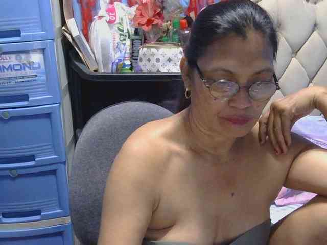 hOtGranny4u webcam