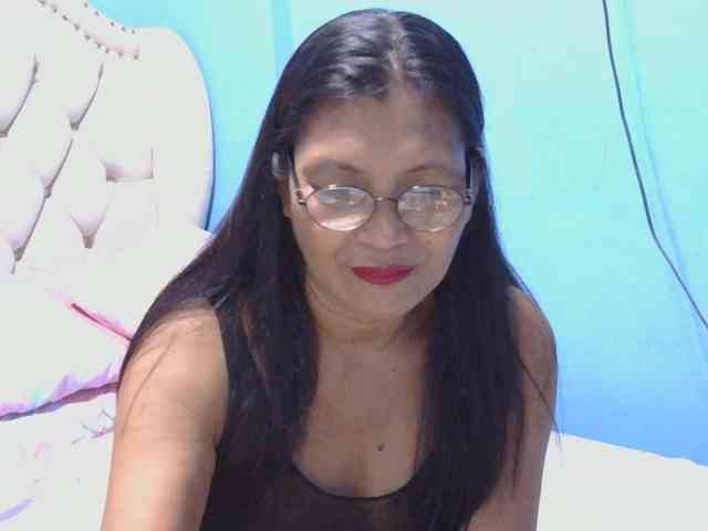 hOtGranny4u webcam
