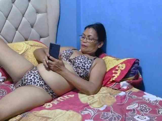 hOtGranny4u hOtGranny4u