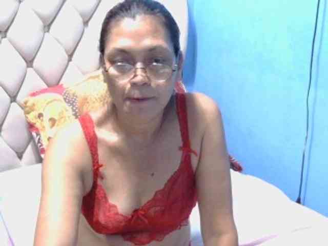 hOtGranny4u webcam