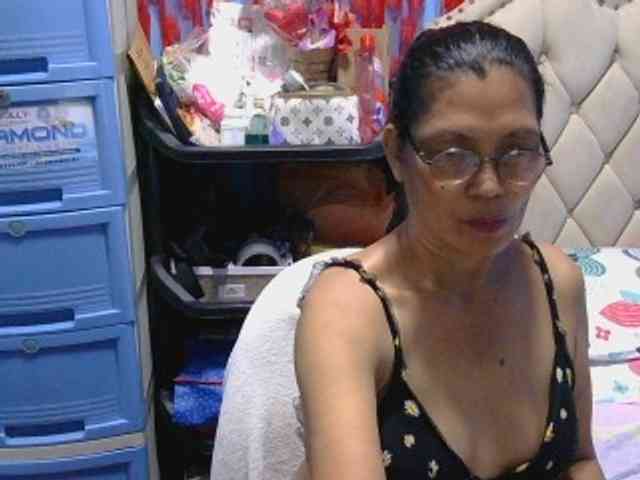 hOtGranny4u webcam
