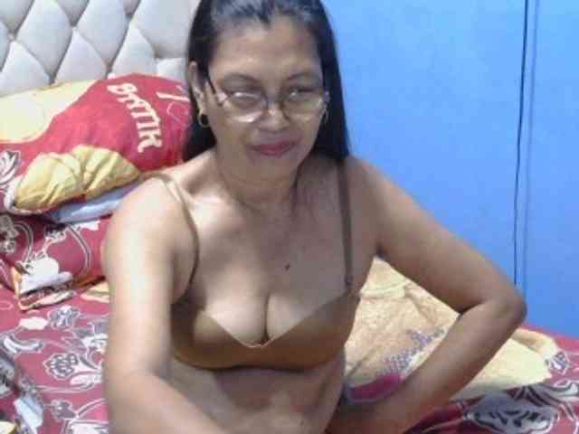 hOtGranny4u webcam