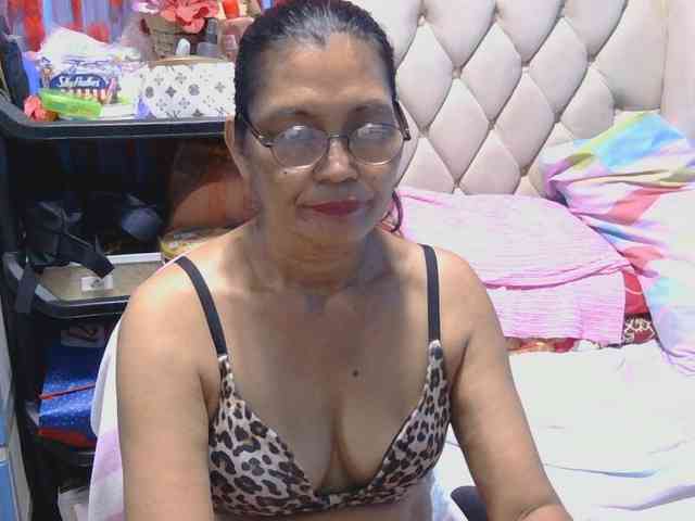 hOtGranny4u hOtGranny4u